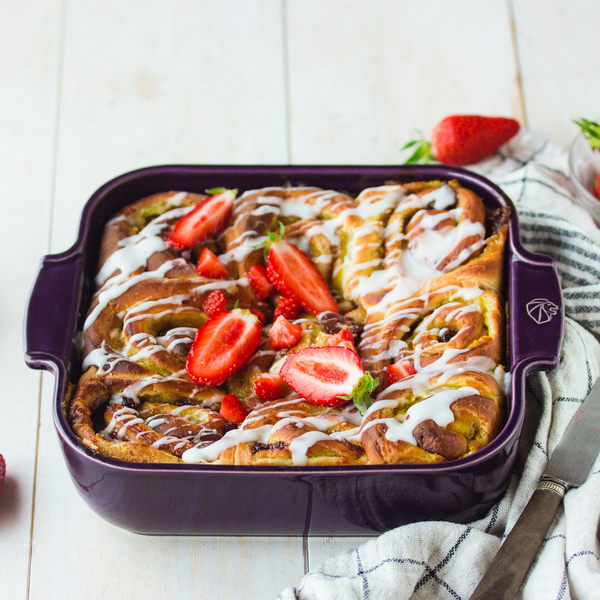 苺のちぎりシナモンロール