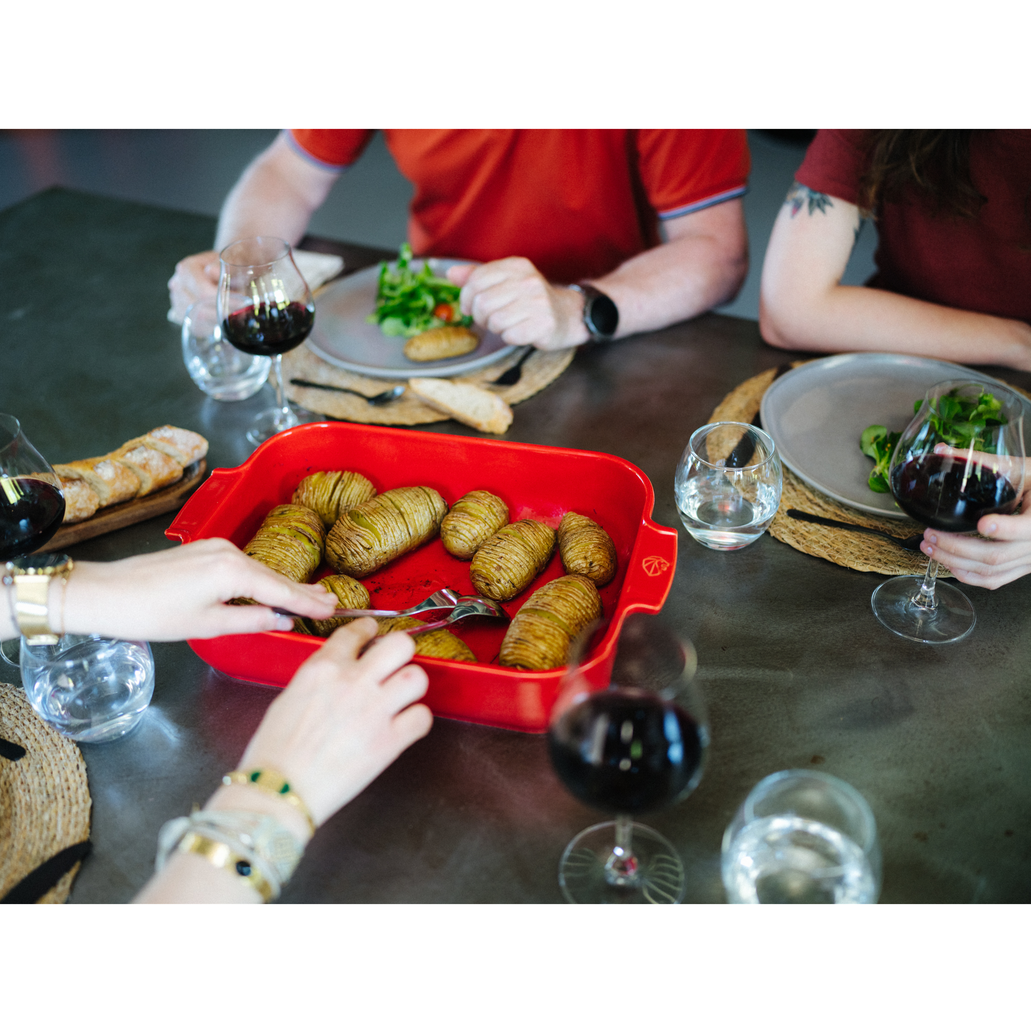 プジョー公式 アポーリア長方形40cmレッド 60015 – プジョーミル公式