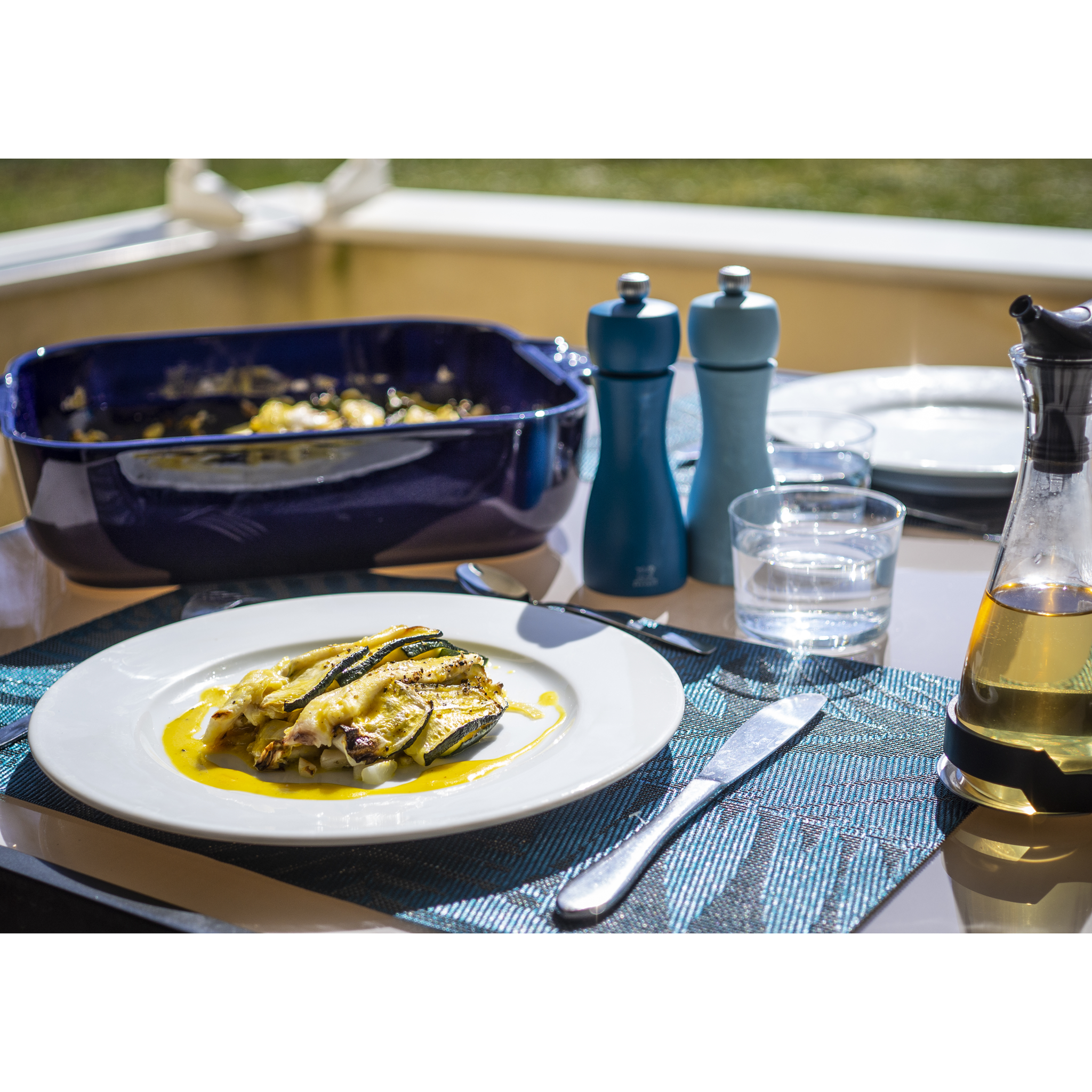 プジョー公式 アポーリア長方形32cmブルー 60077 – プジョーミル公式 プジョー公式 アポーリア長方形32cmブルー 60077 – プジョーミル公式